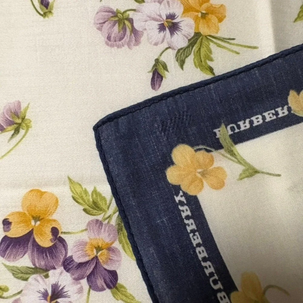 Vtg BURBERRY Scarf Handkerchief Pansy Floral Navy Blue Cream 19.5